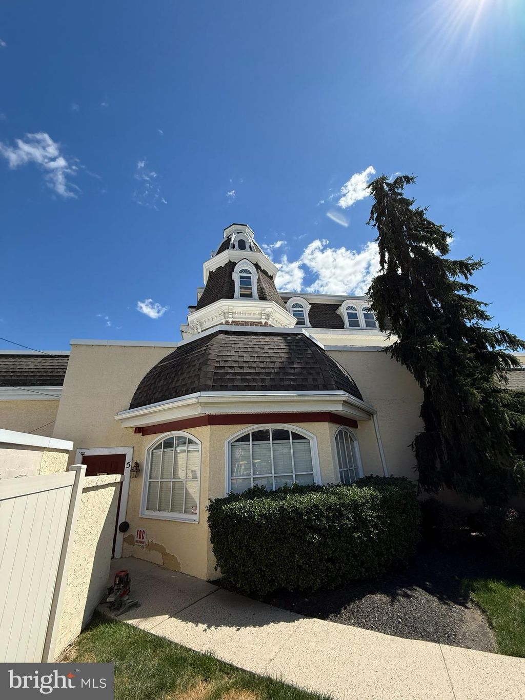 Photo of 122 N York Road #5, HATBORO, PA 19040 (MLS # PAMC2154380)