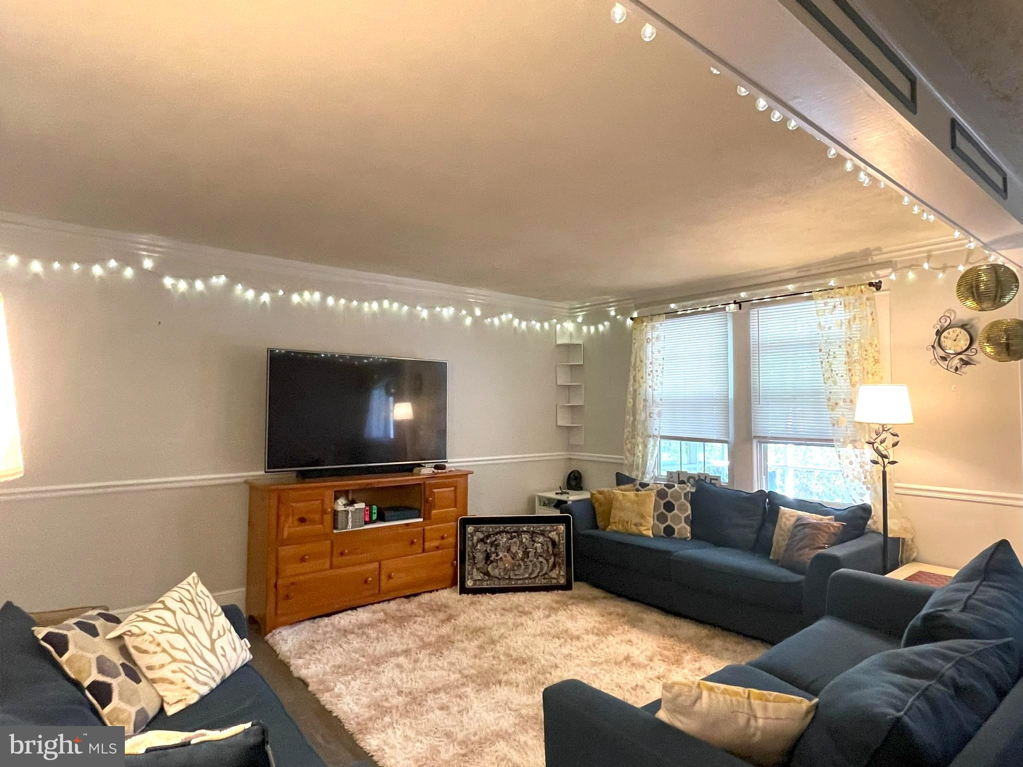 NO SUBDIVISION - Residential Lease