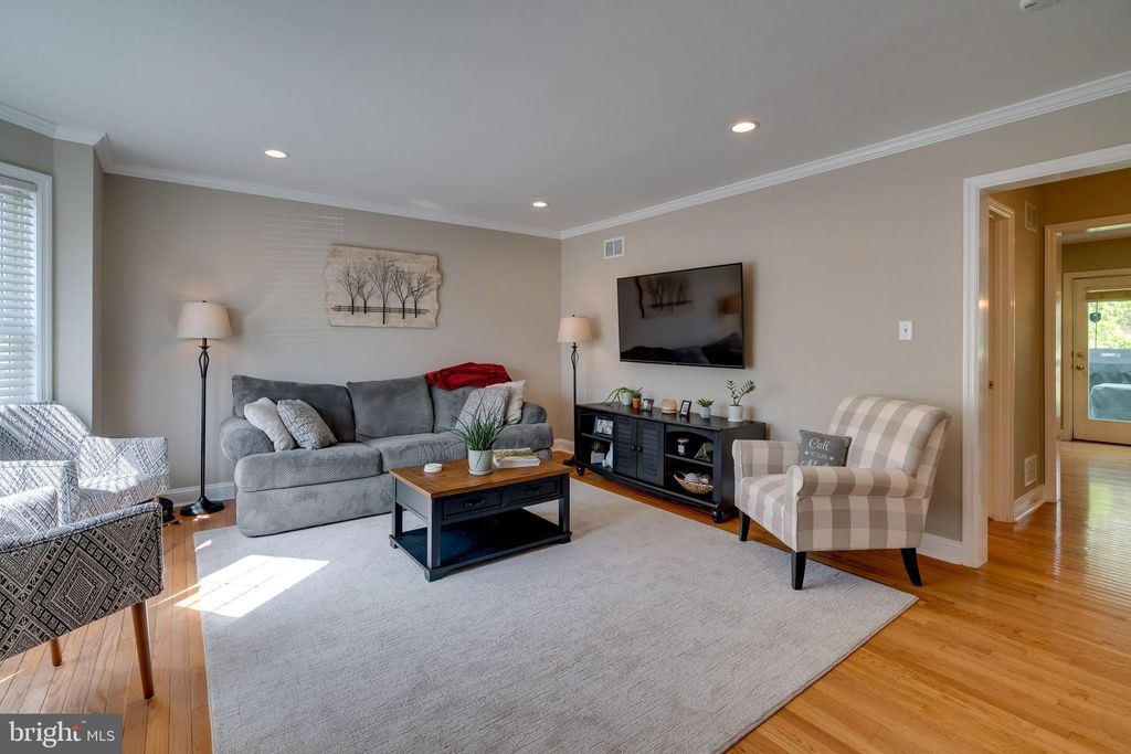 Photo of 507 COBBLESTONE LN, LANCASTER, PA 17601 (MLS # PALA2034278)