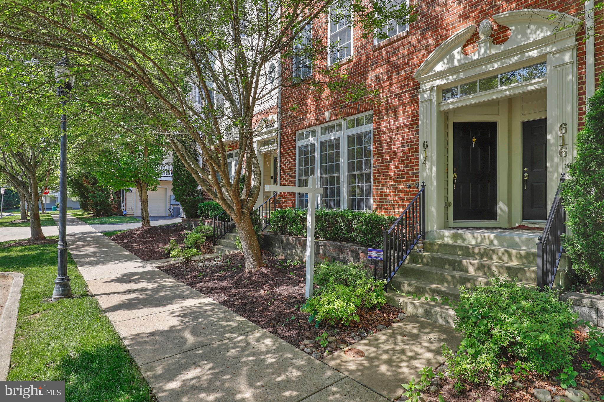 614 FROGS LEAP LANE 614
