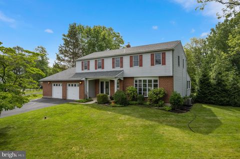 1926 BURGUNDY WAY HATFIELD PA 19440