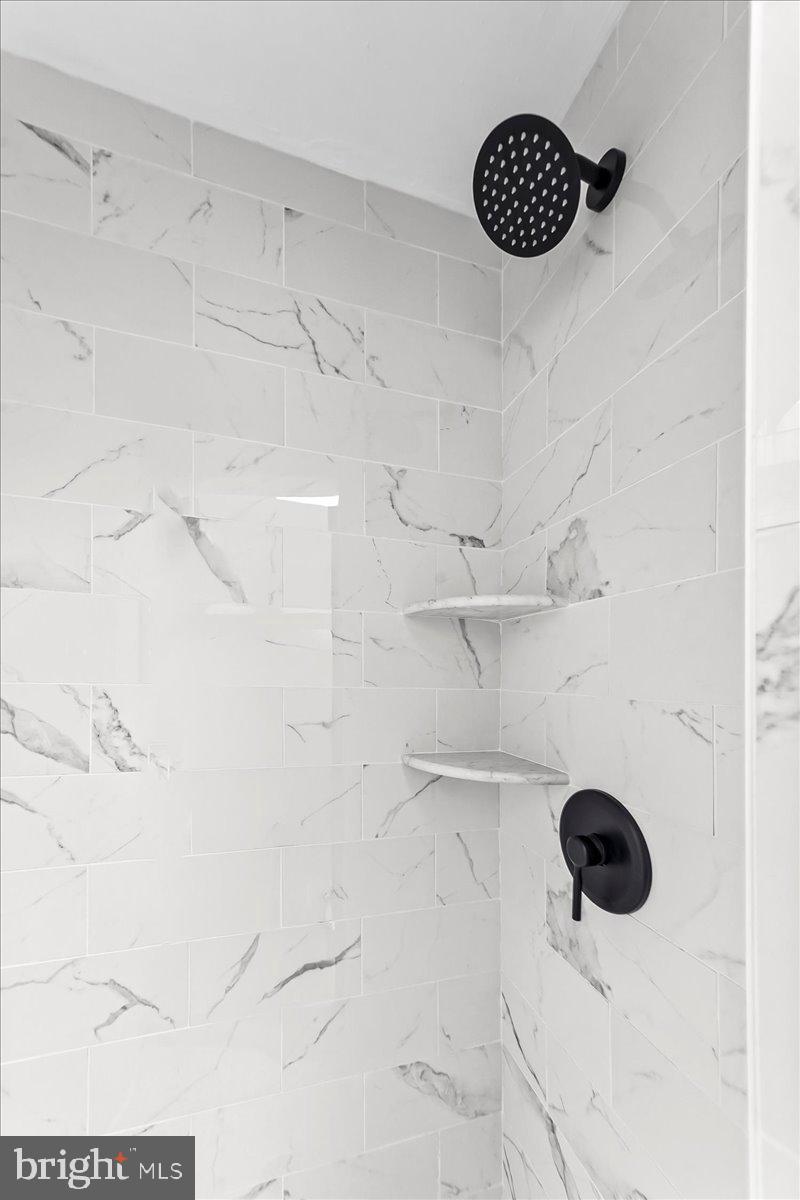 TOBY FARMS - Residential