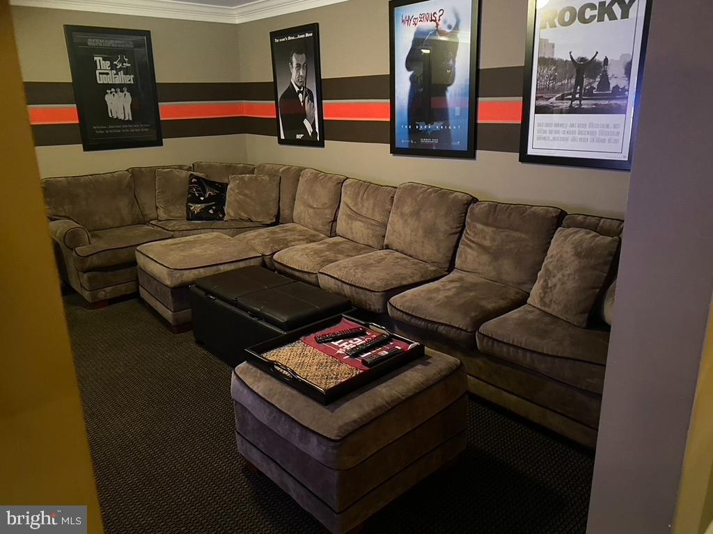 ASHTON WELLS - Residential