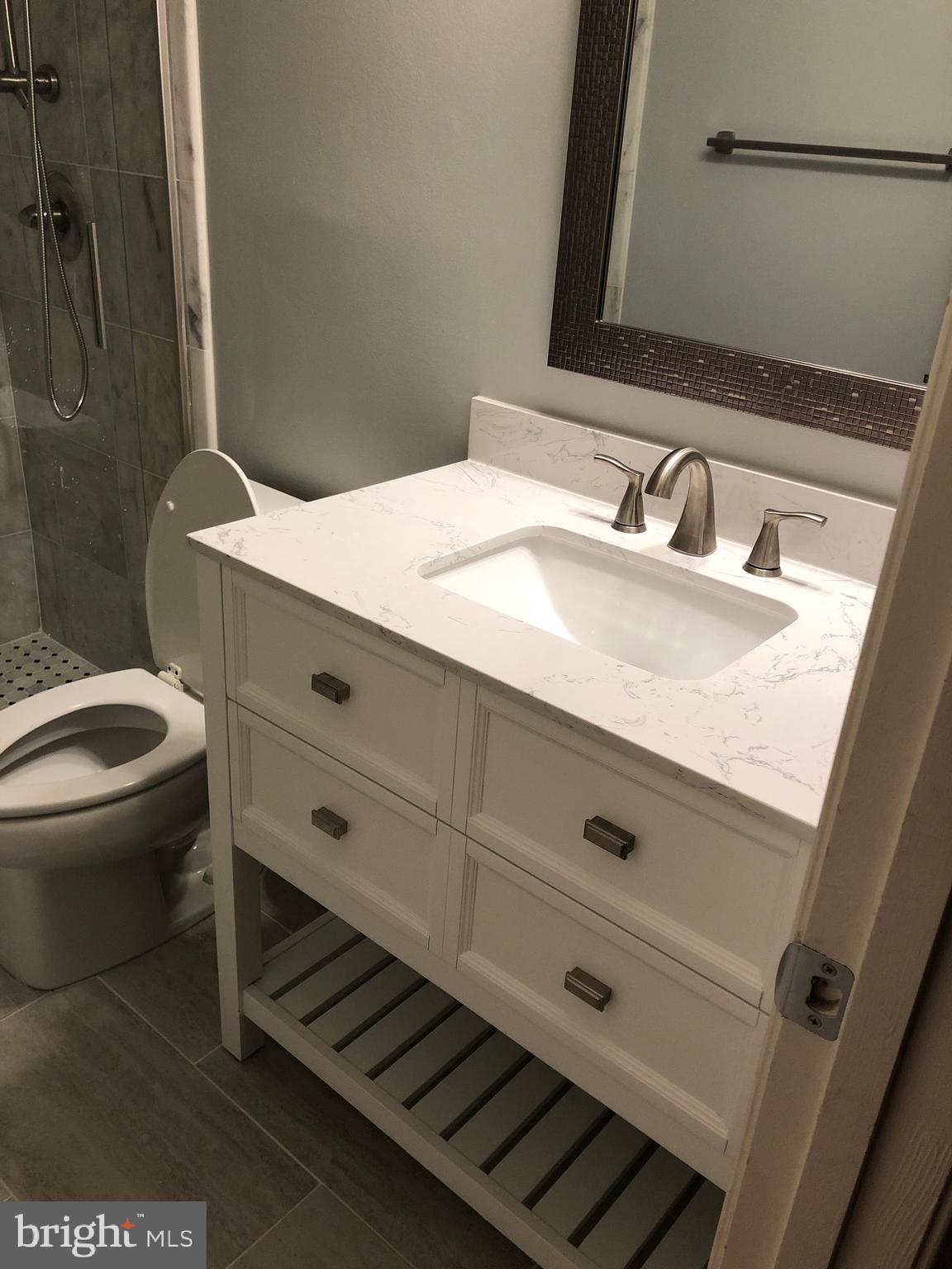 ASHTON WELLS - Residential