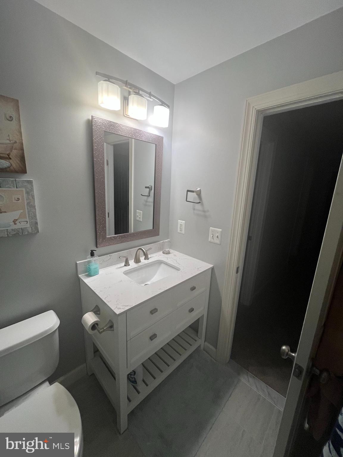 ASHTON WELLS - Residential