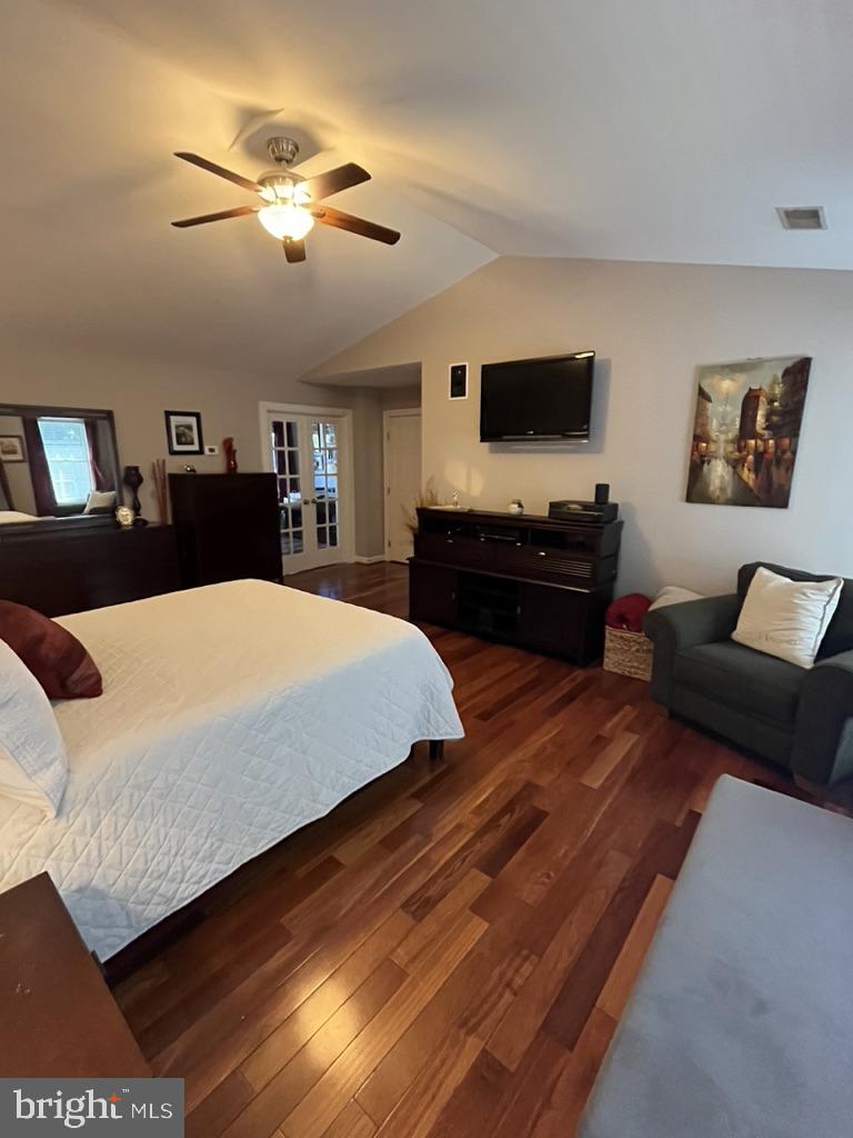 ASHTON WELLS - Residential