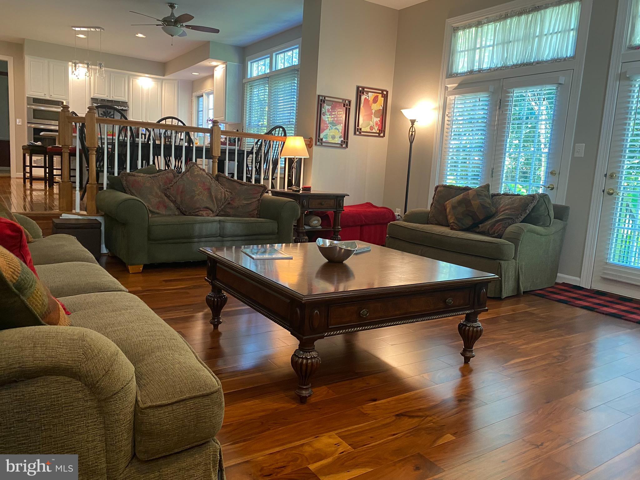 ASHTON WELLS - Residential