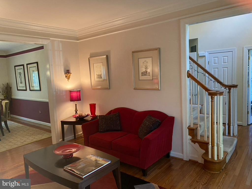 ASHTON WELLS - Residential