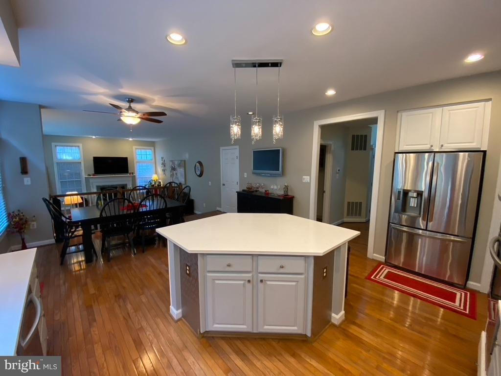 ASHTON WELLS - Residential