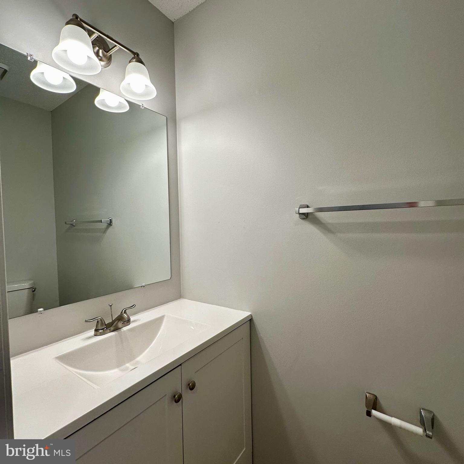 HIGHPOINTE - Residential Lease