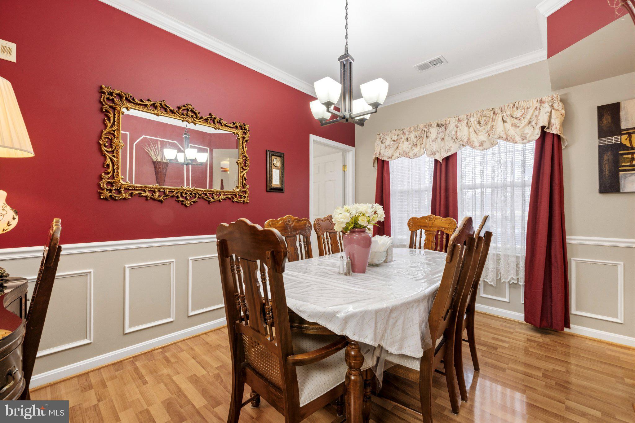 CAMERON GROVE - Residential