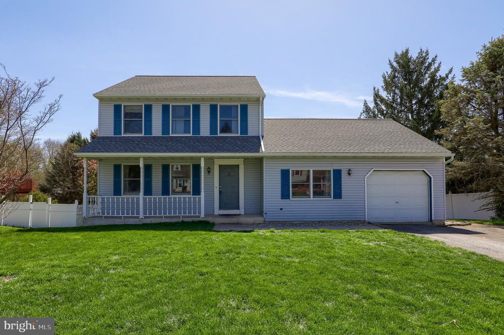 Photo of 1550 PUTNAM DR, LANCASTER, PA 17602 (MLS # PALA2032974)