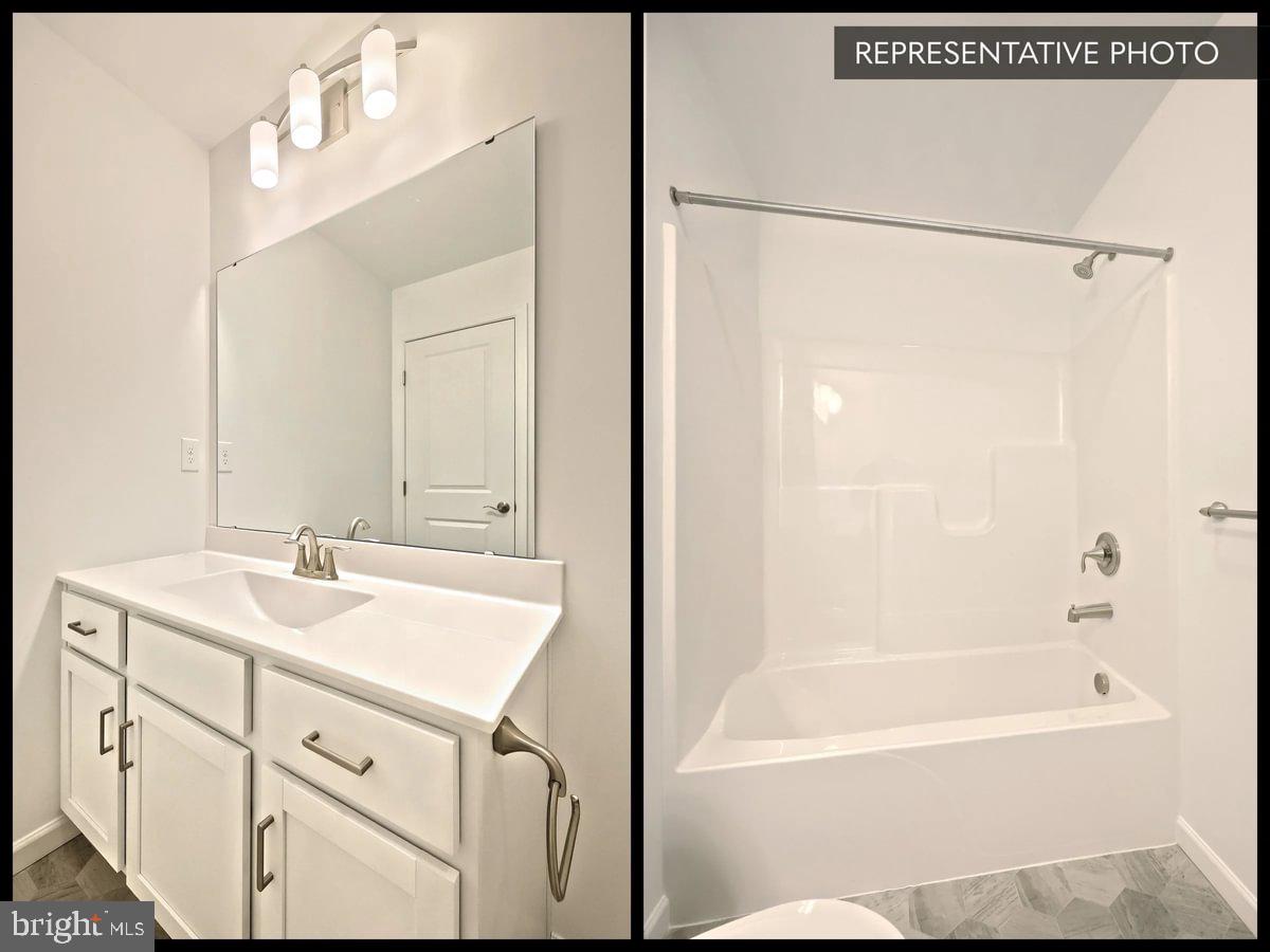 ELIZABETH VILLAGE - Residential