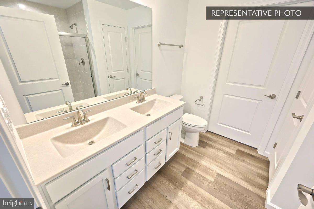 ELIZABETH VILLAGE - Residential