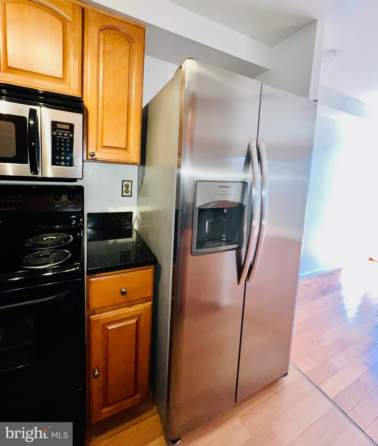 WOODSIDE SQUARE - Residential