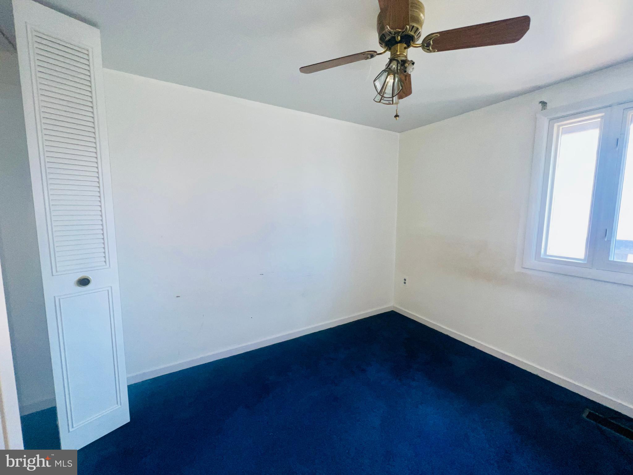 WOODSIDE SQUARE - Residential