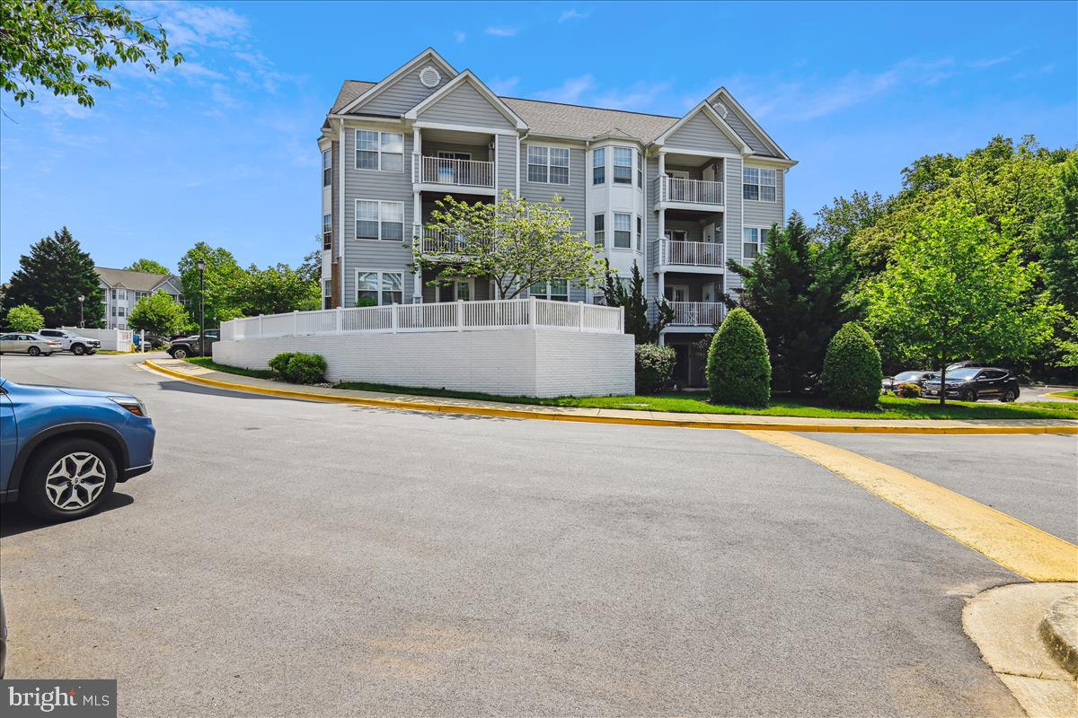2015 GOV THOMAS BLADEN WAY 304