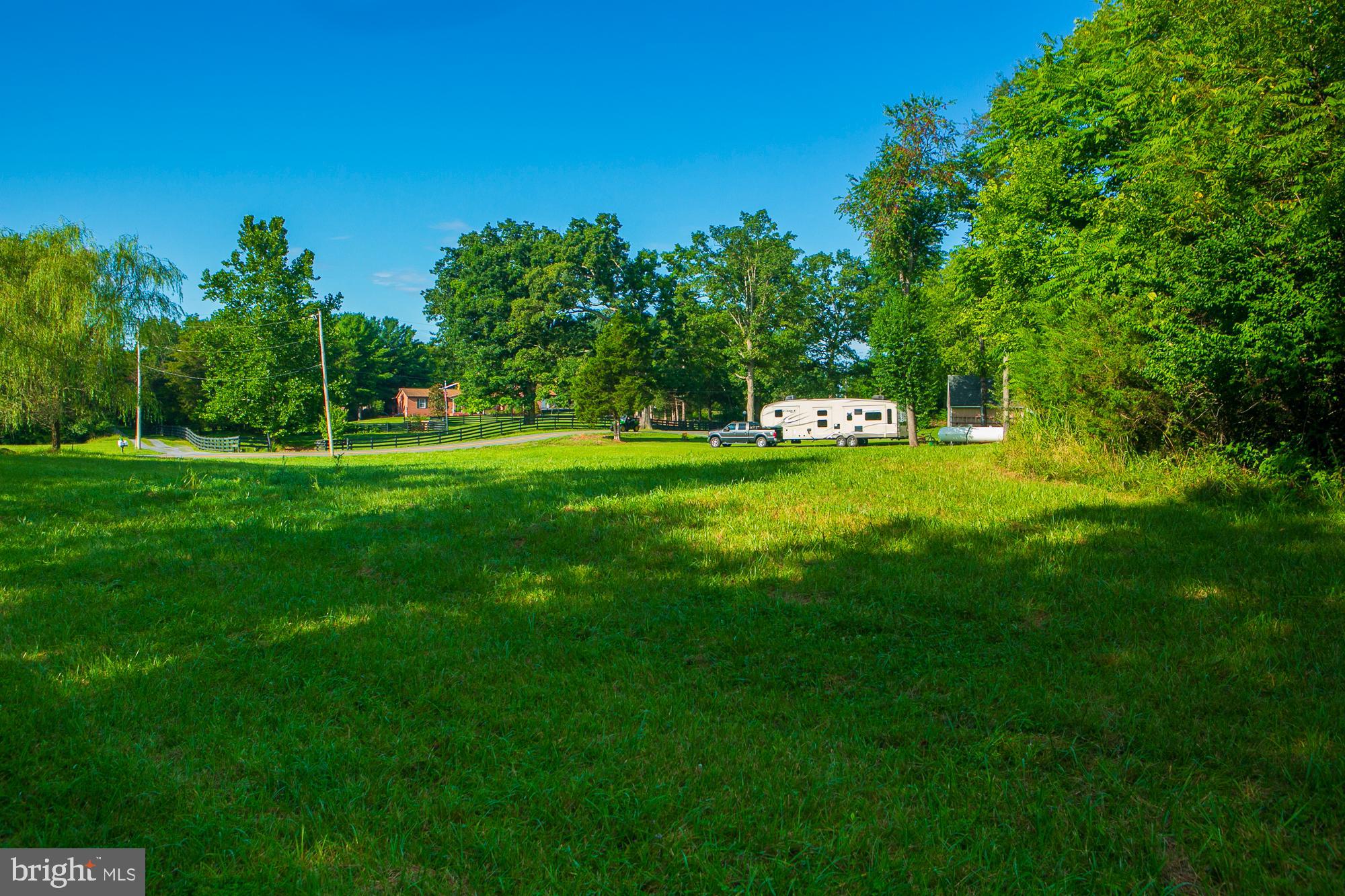 SUMMIT POINT RD