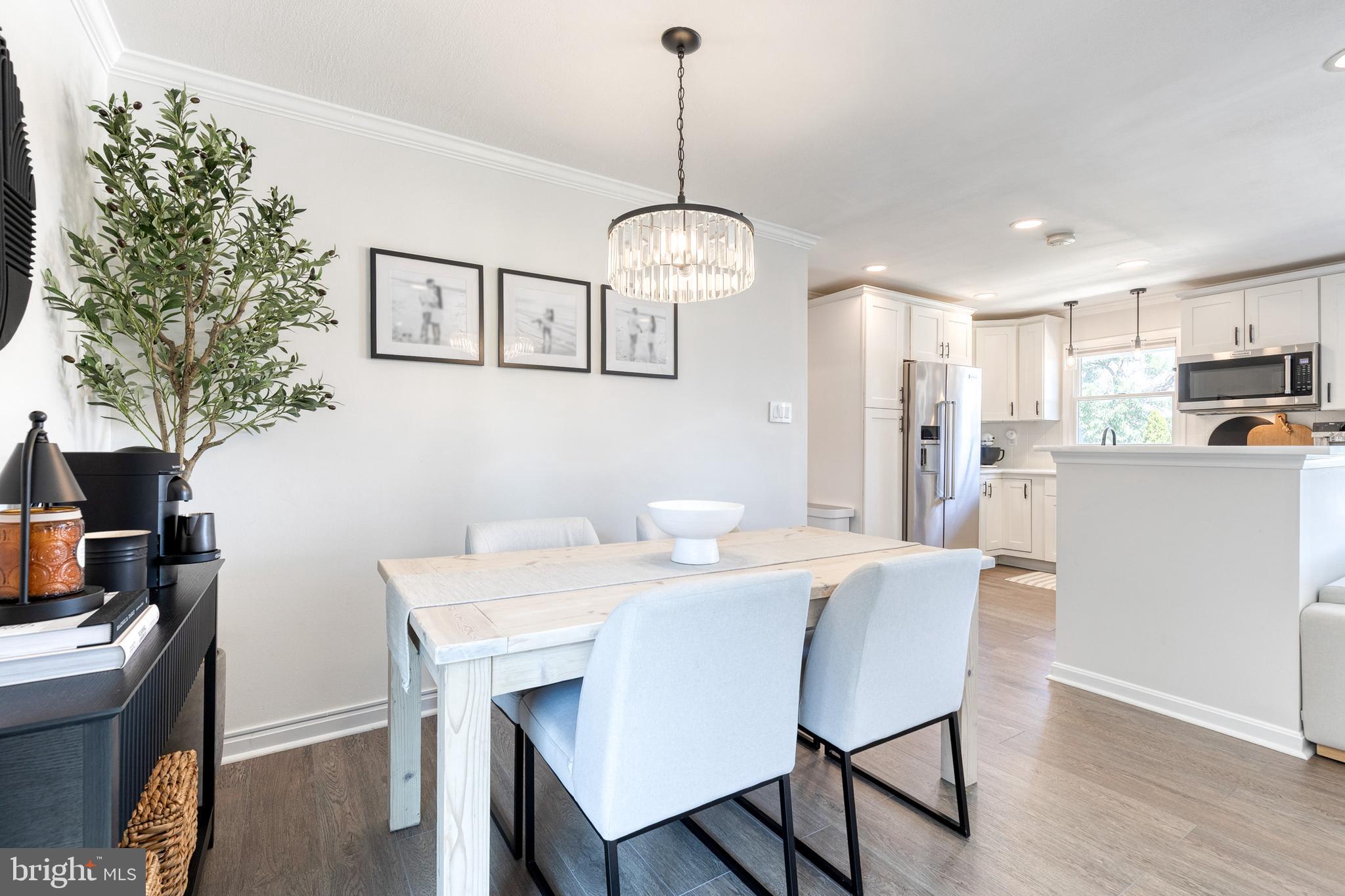 HILLSIDE ACRES - Residential