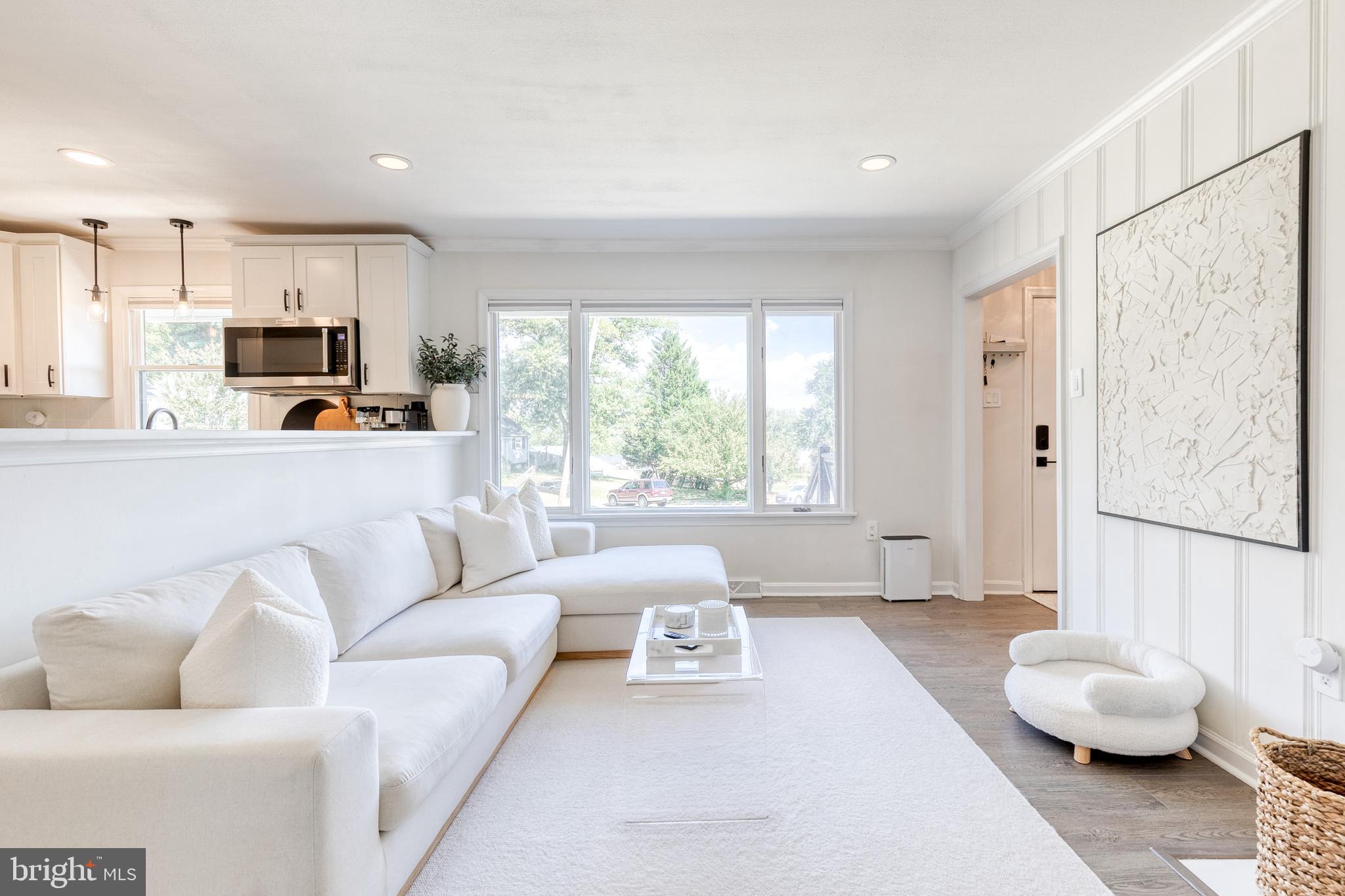 HILLSIDE ACRES - Residential