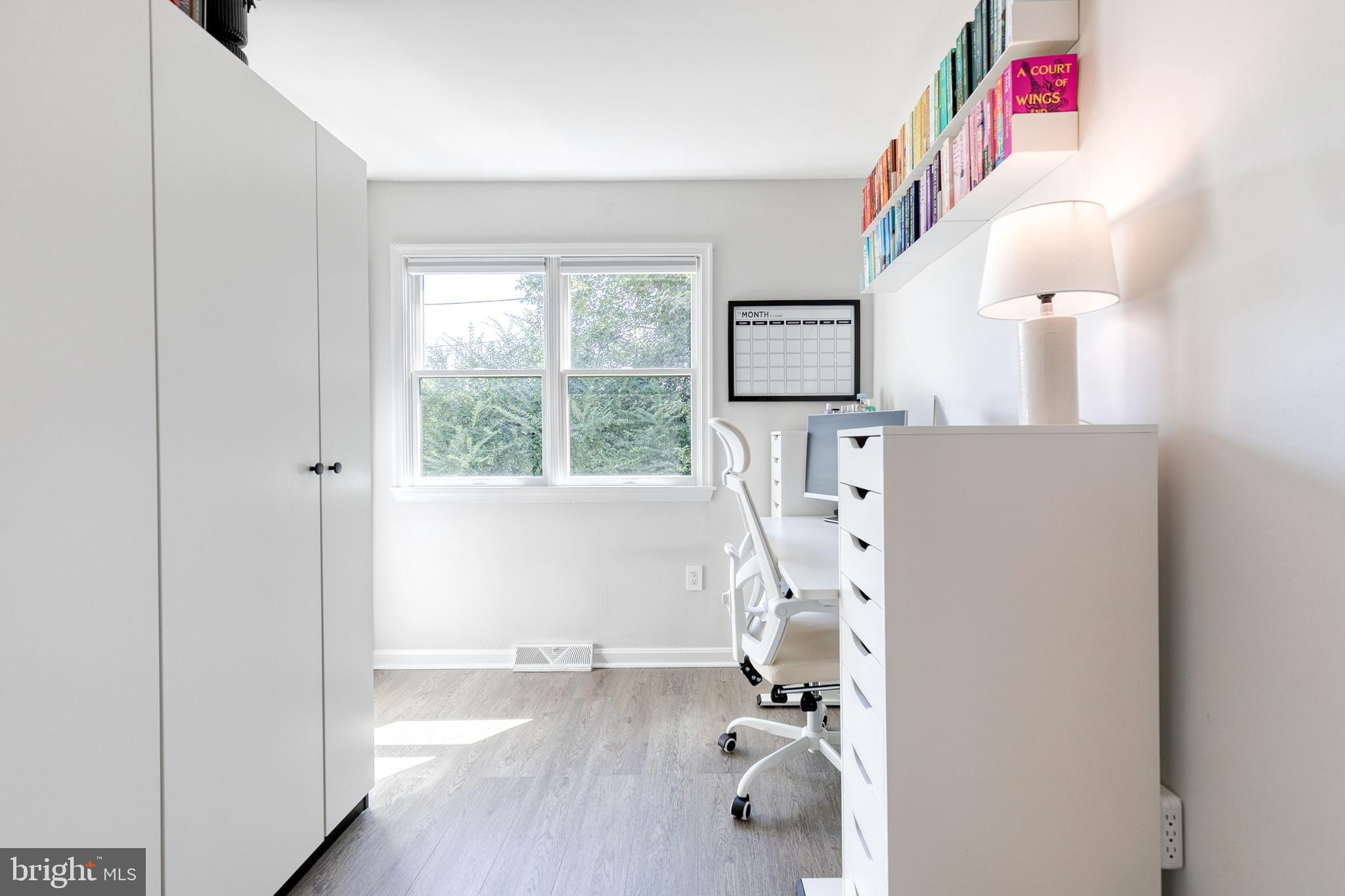 HILLSIDE ACRES - Residential