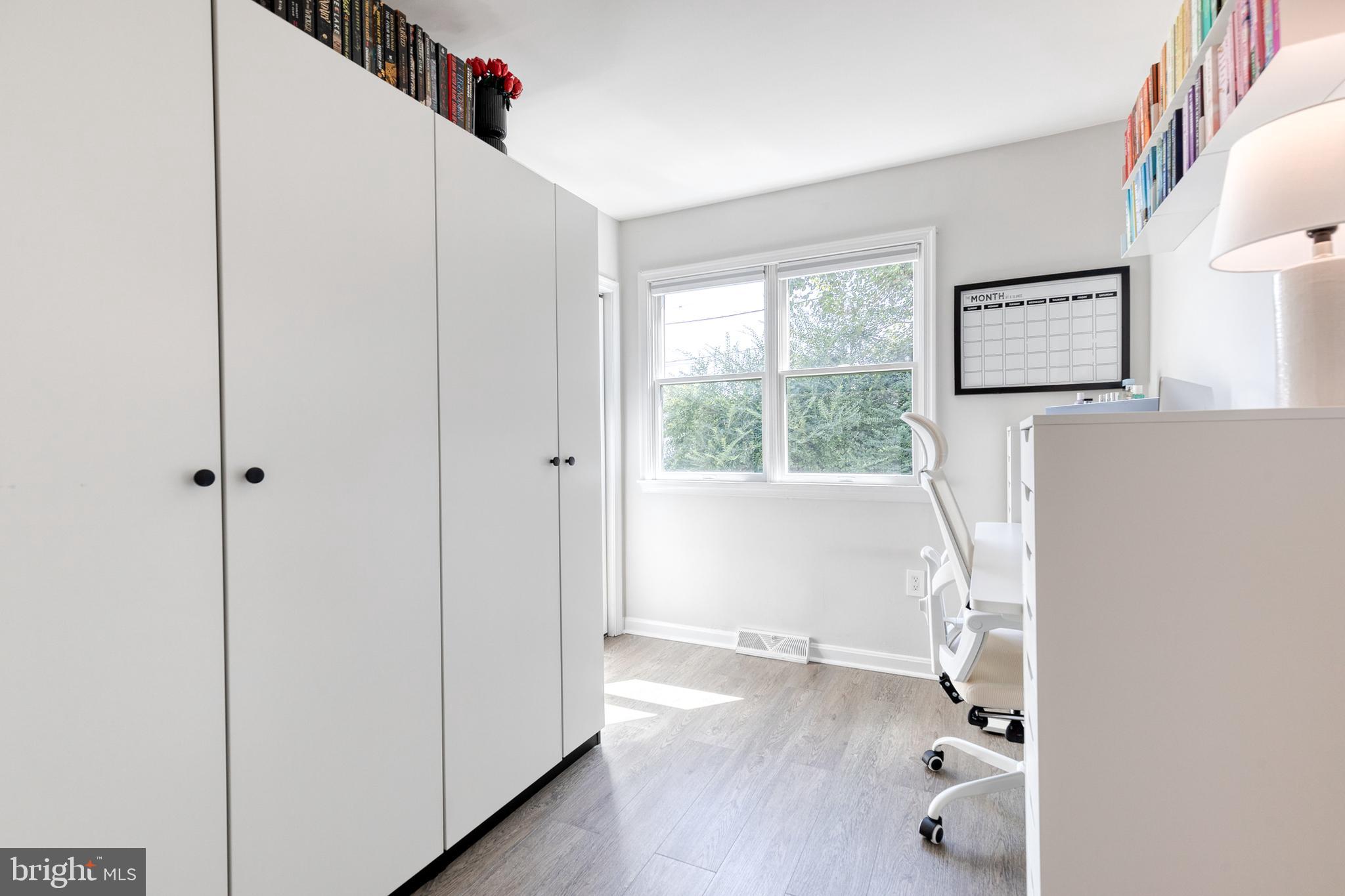 HILLSIDE ACRES - Residential