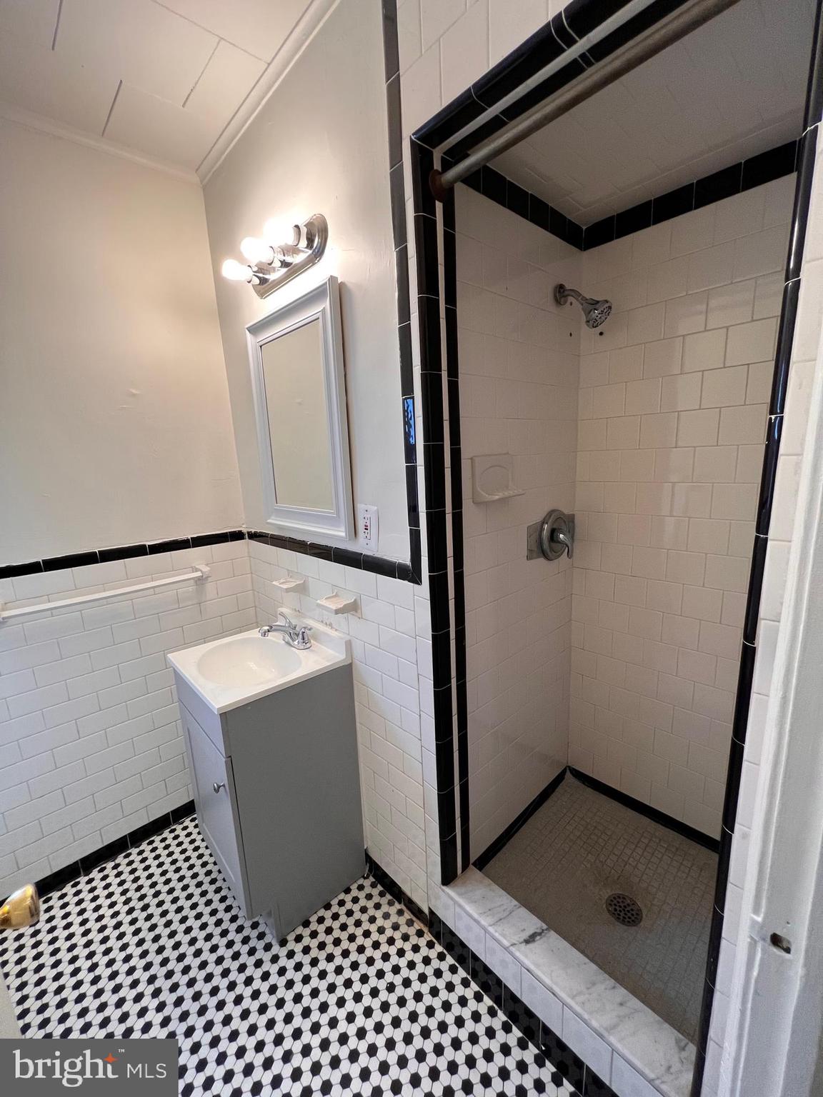 BROOKLYN - Residential Lease