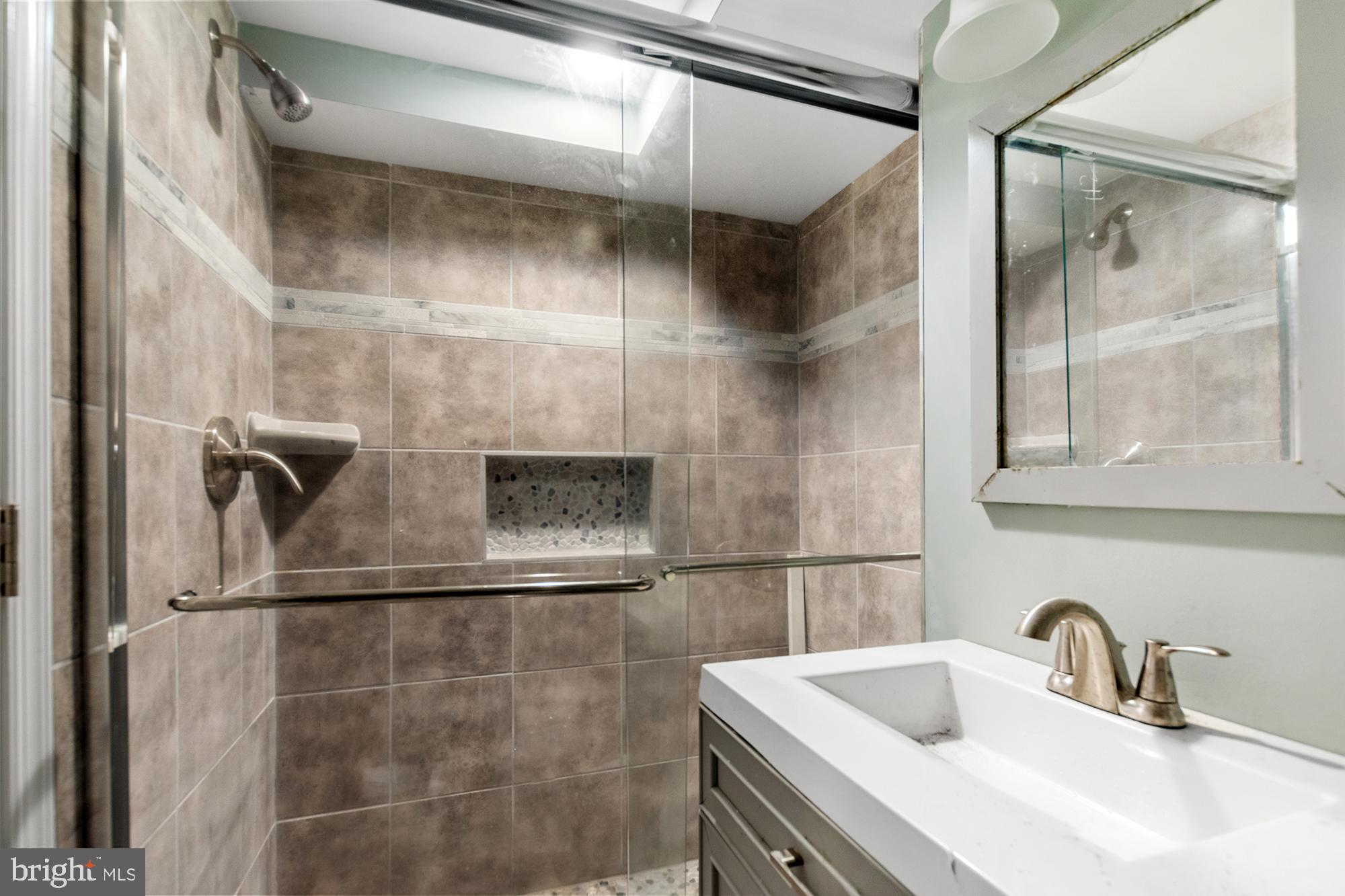 OLIVER - Residential