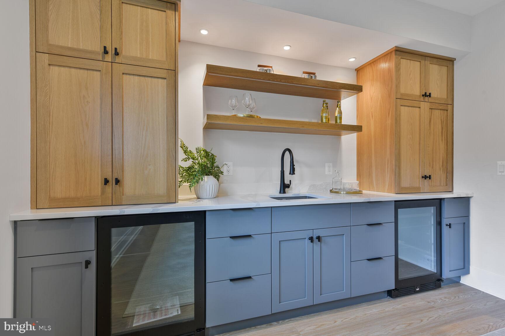 KENWOOD PARK - Residential