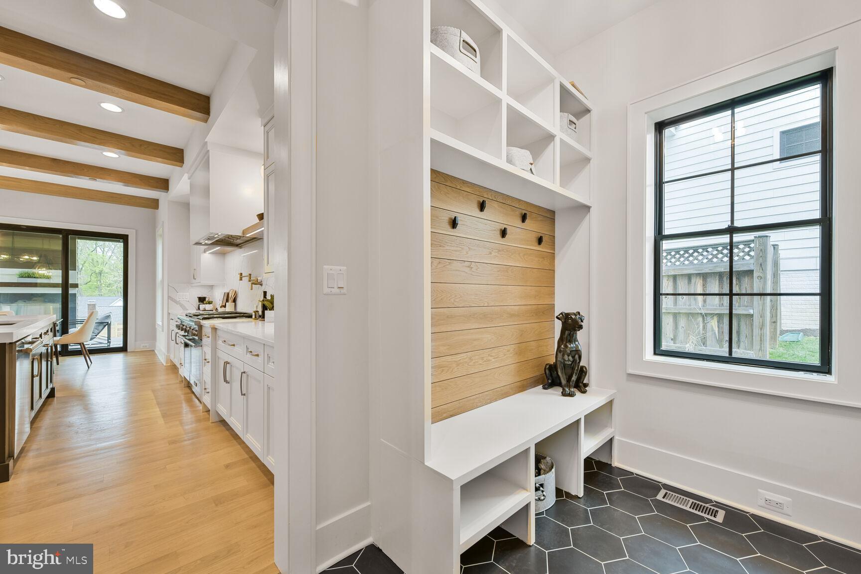 KENWOOD PARK - Residential