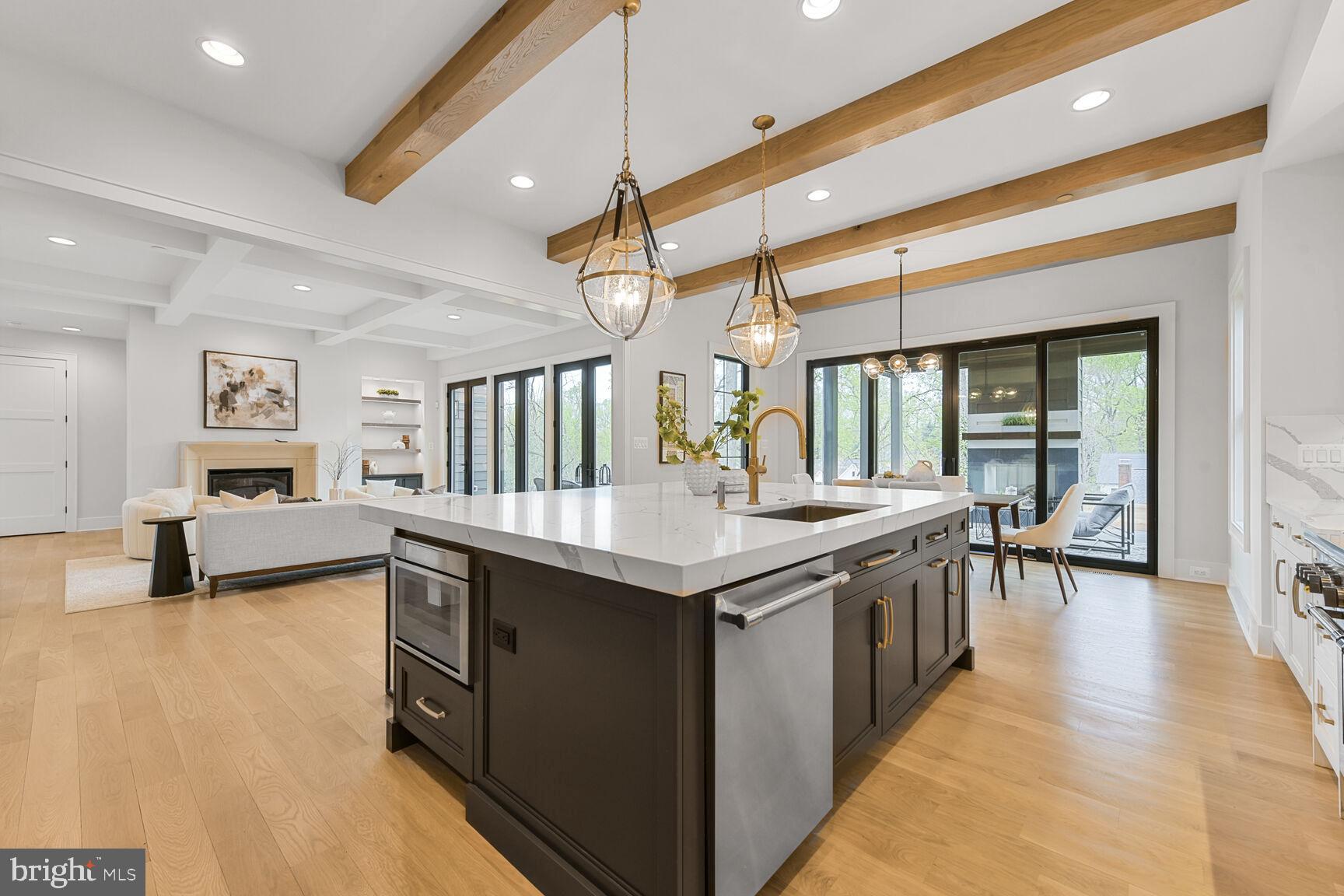 KENWOOD PARK - Residential