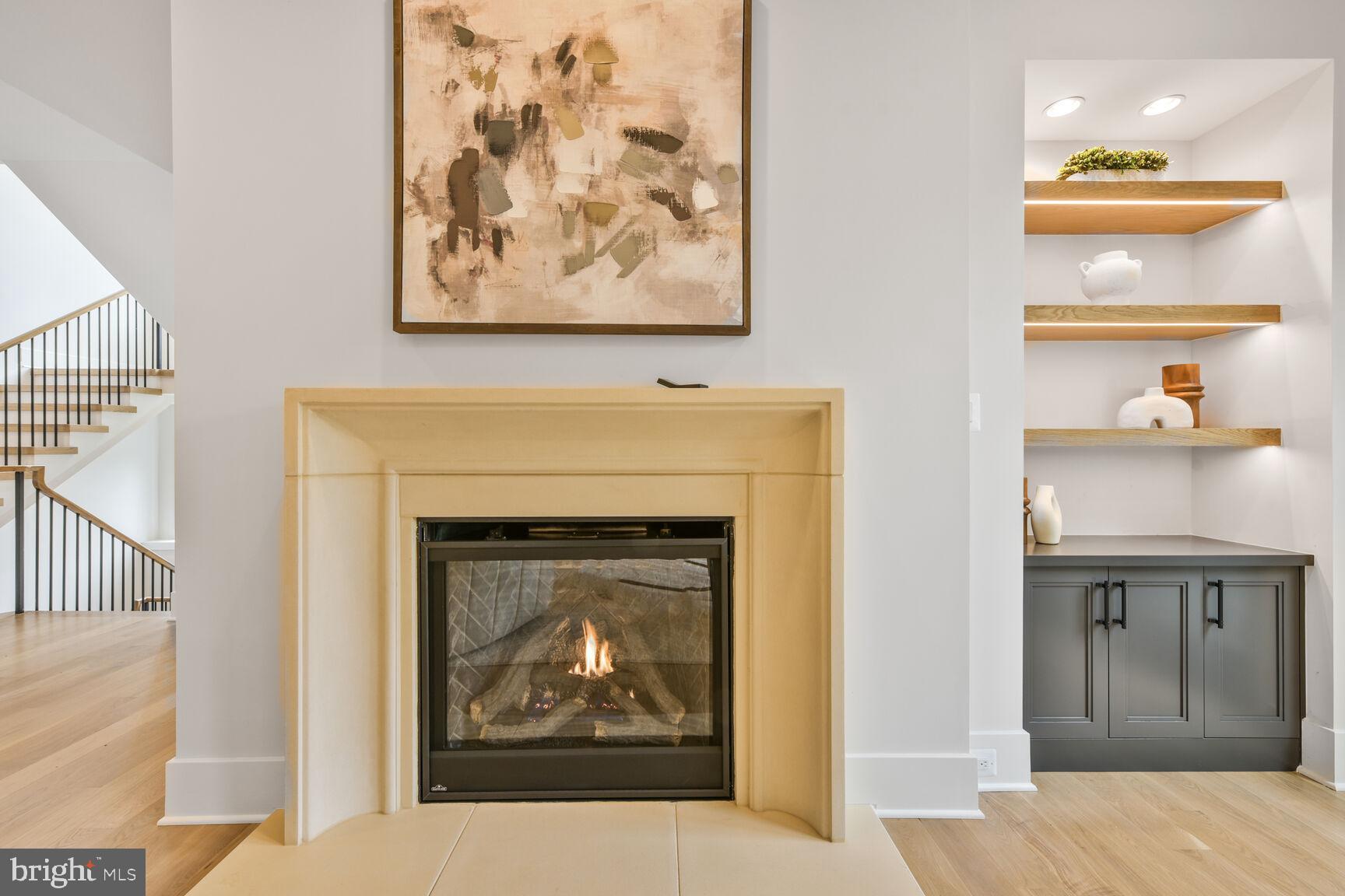 KENWOOD PARK - Residential