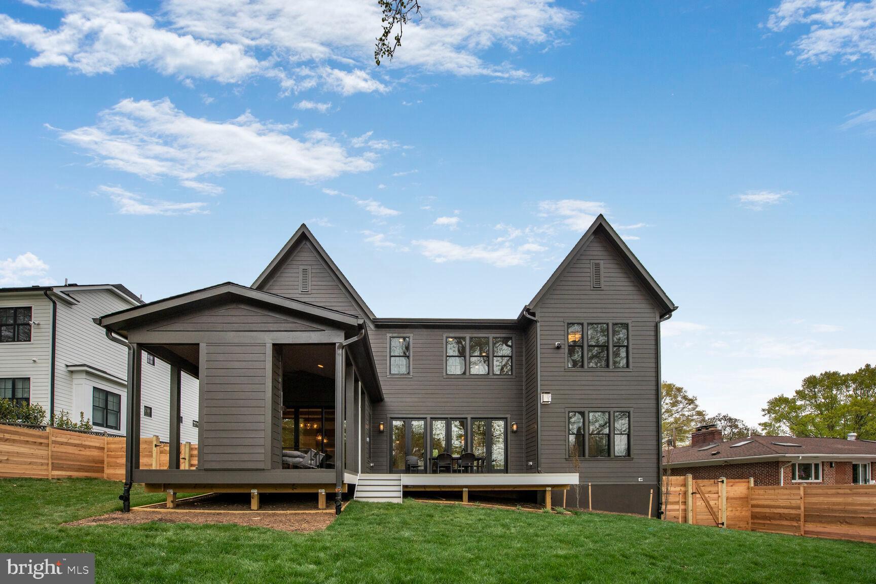 KENWOOD PARK - Residential