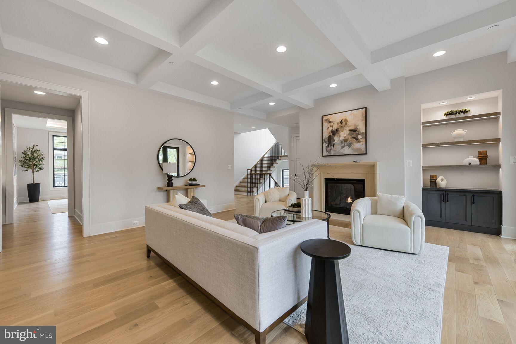 KENWOOD PARK - Residential