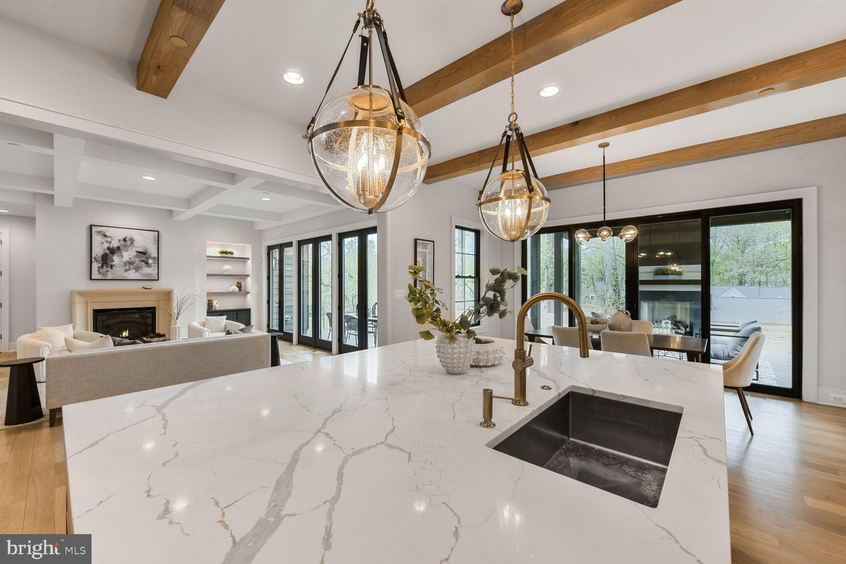 KENWOOD PARK - Residential