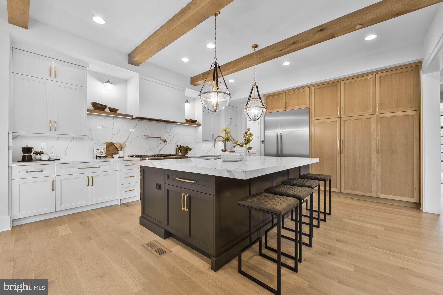 KENWOOD PARK - Residential