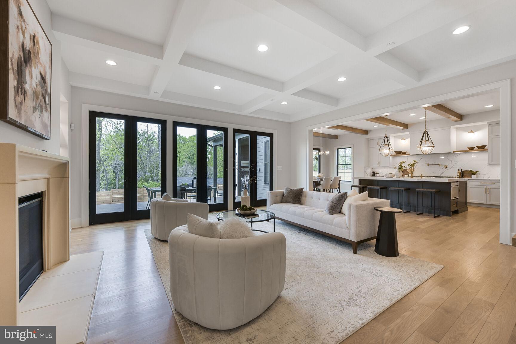 KENWOOD PARK - Residential