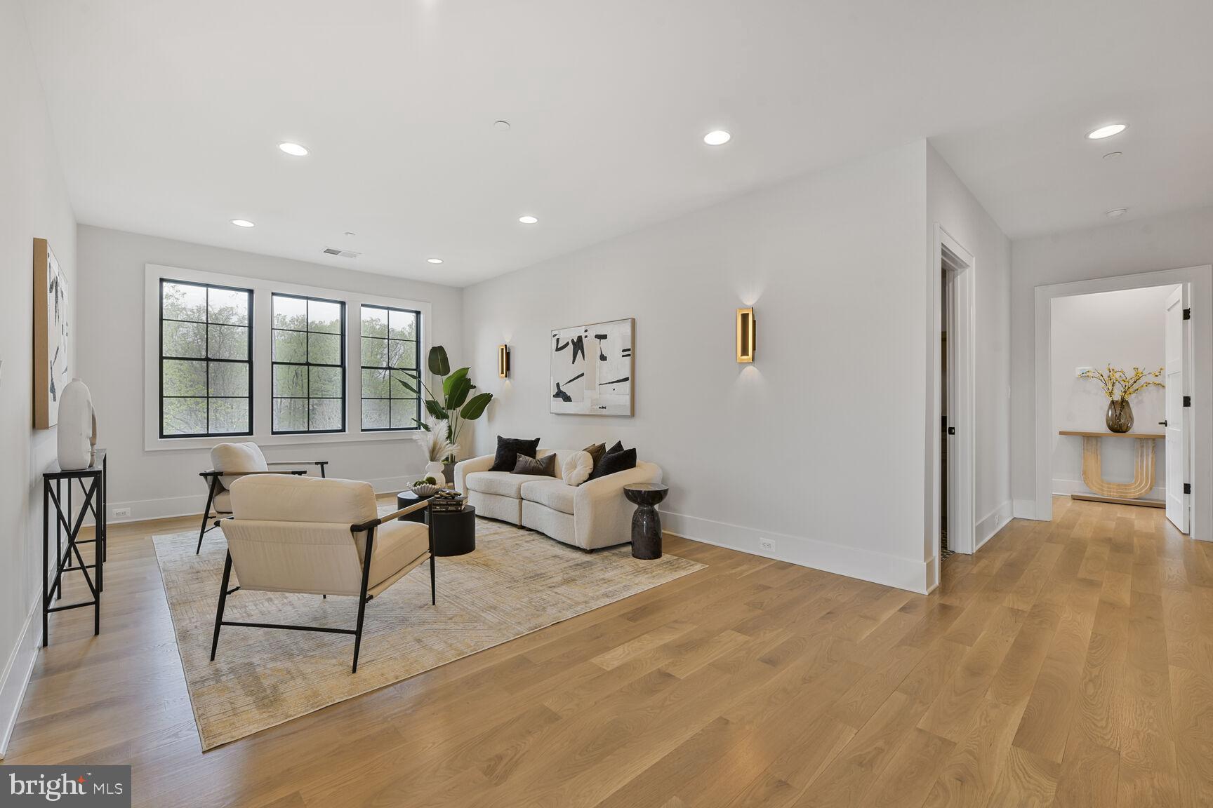 KENWOOD PARK - Residential