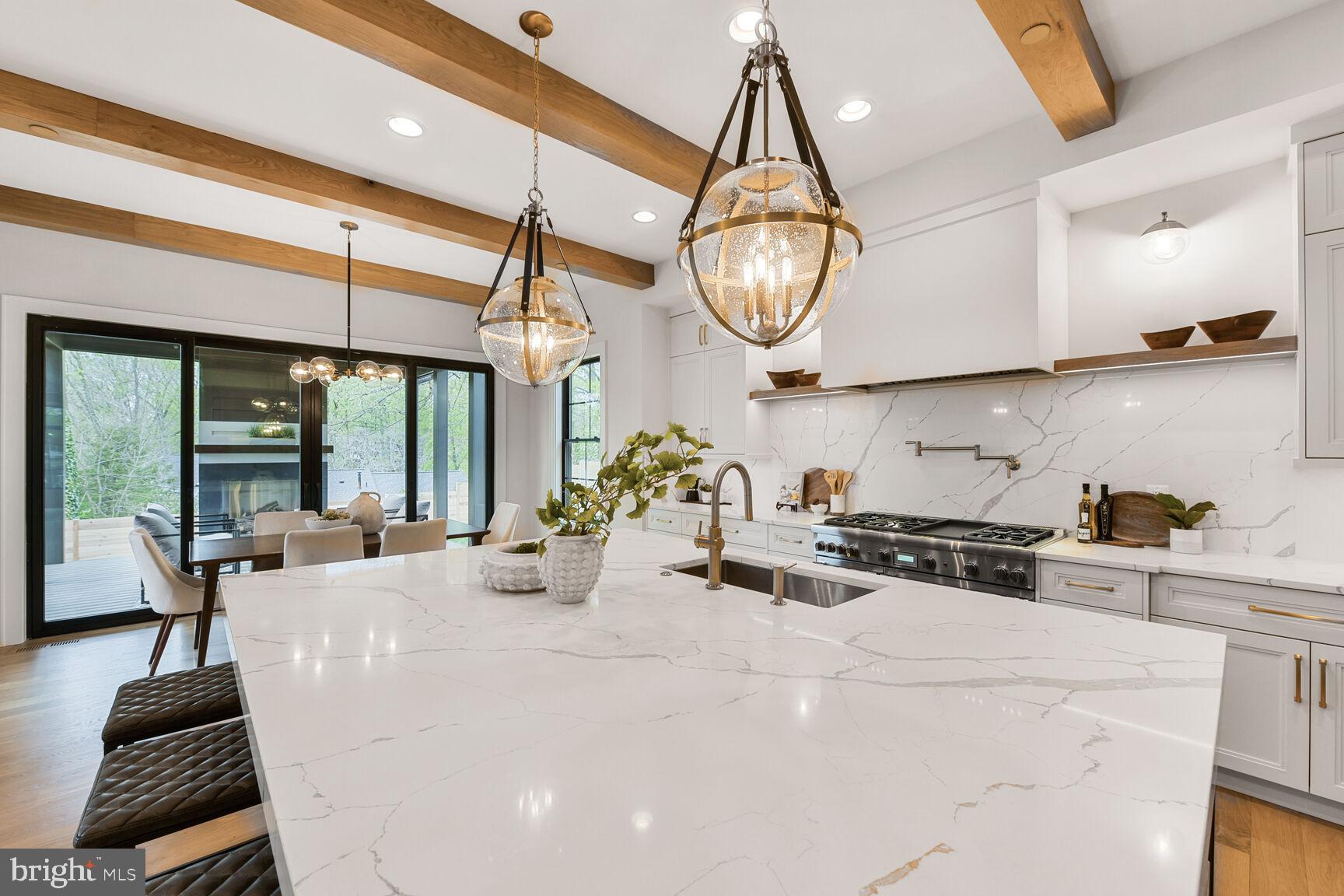 KENWOOD PARK - Residential