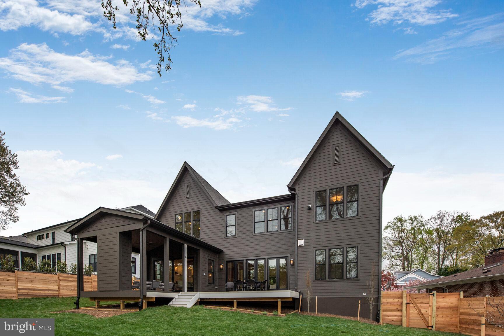 KENWOOD PARK - Residential