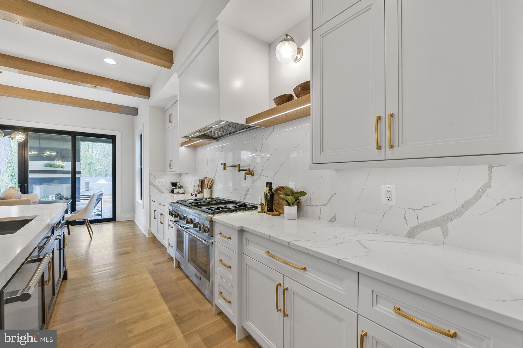 KENWOOD PARK - Residential