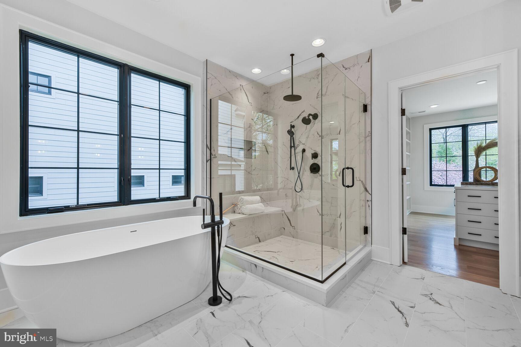 KENWOOD PARK - Residential