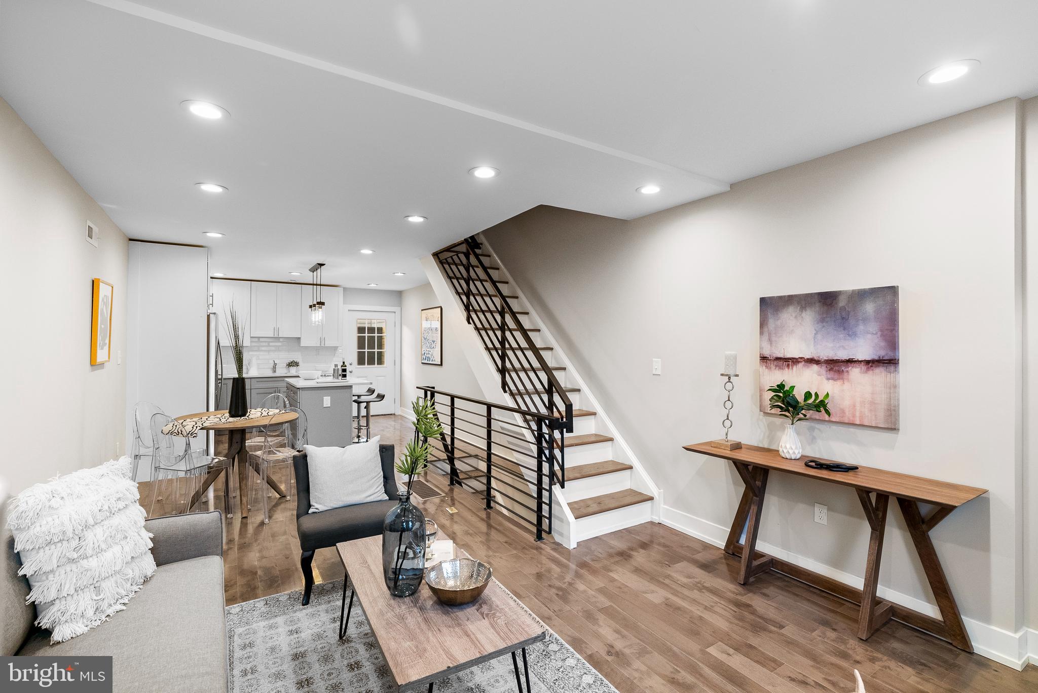 OLDE KENSINGTON - Residential