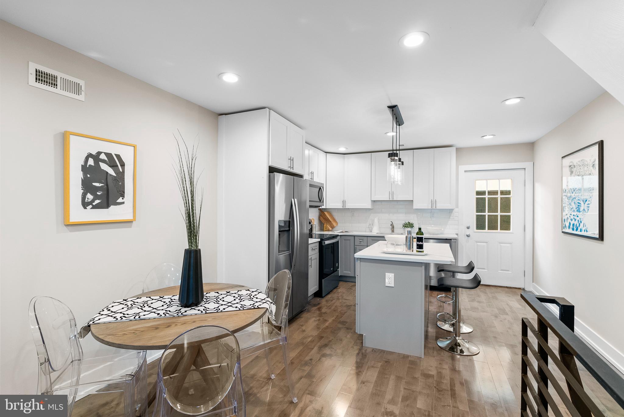 OLDE KENSINGTON - Residential