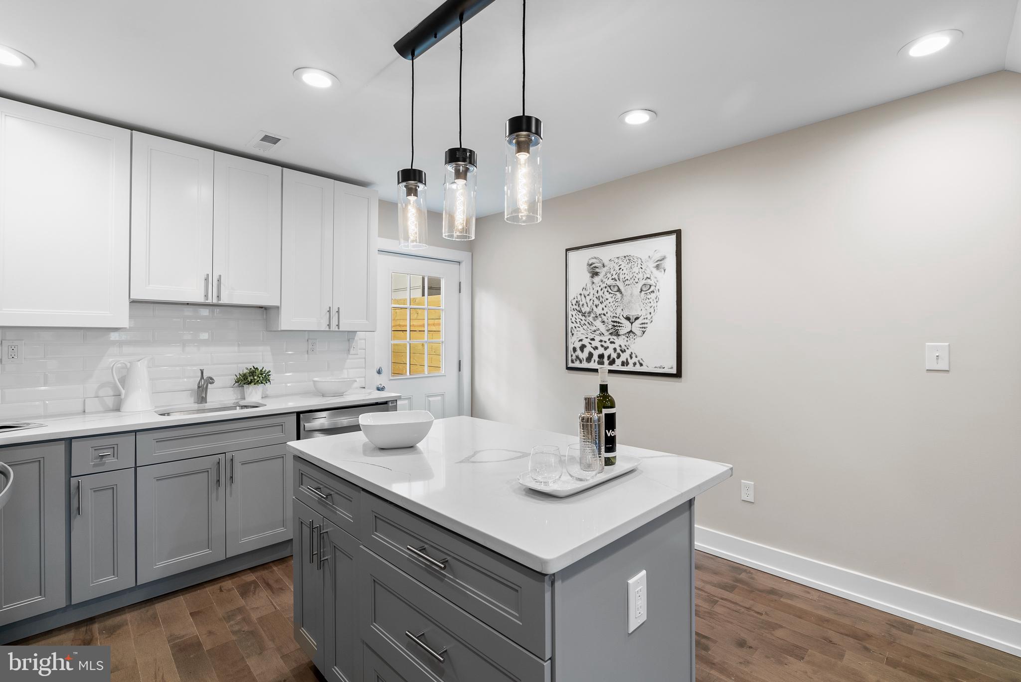 OLDE KENSINGTON - Residential