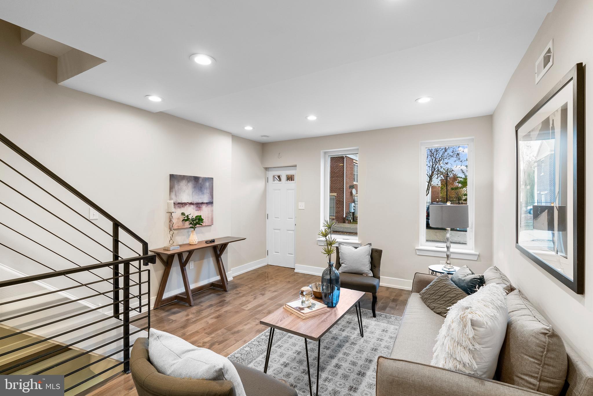 OLDE KENSINGTON - Residential