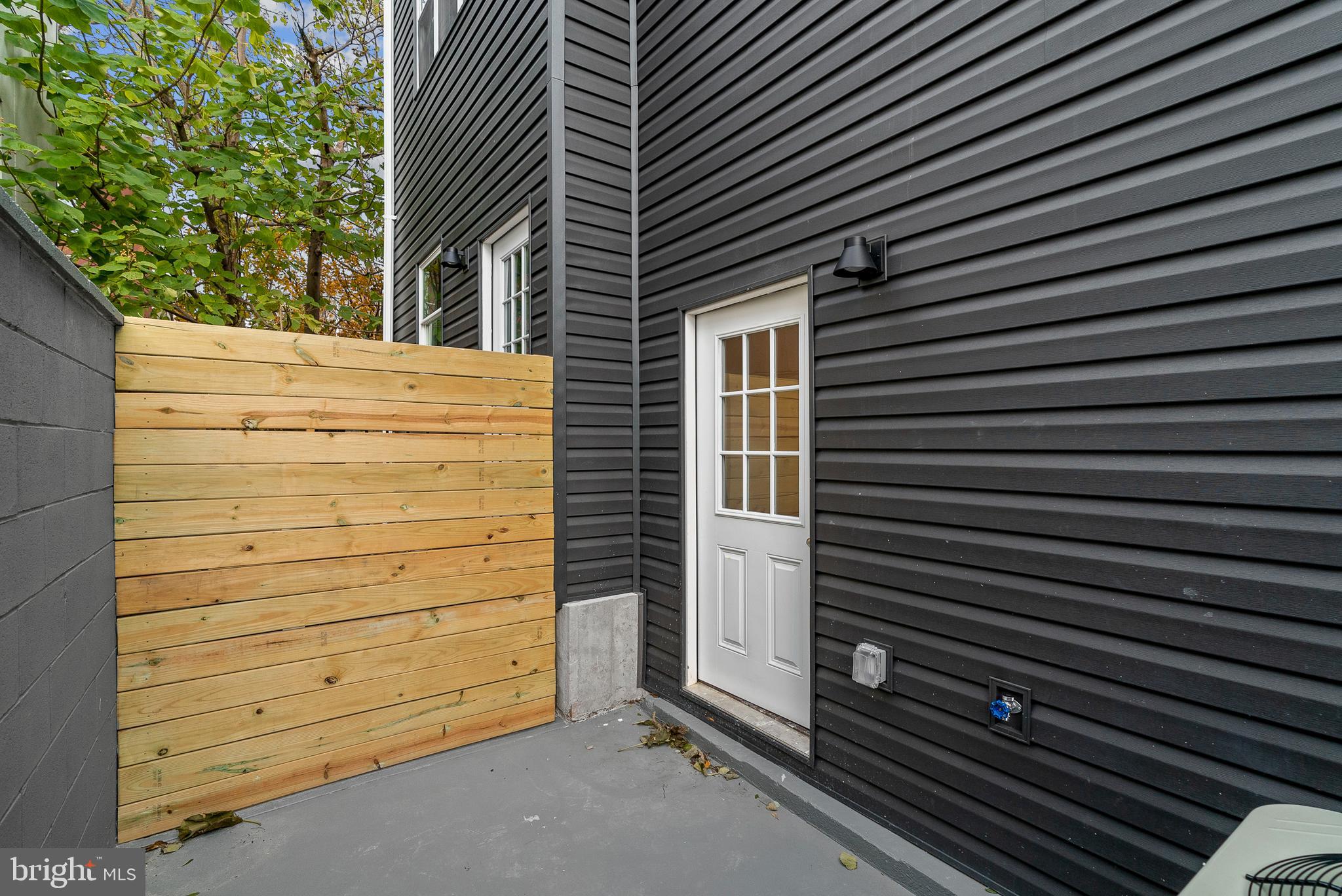 OLDE KENSINGTON - Residential