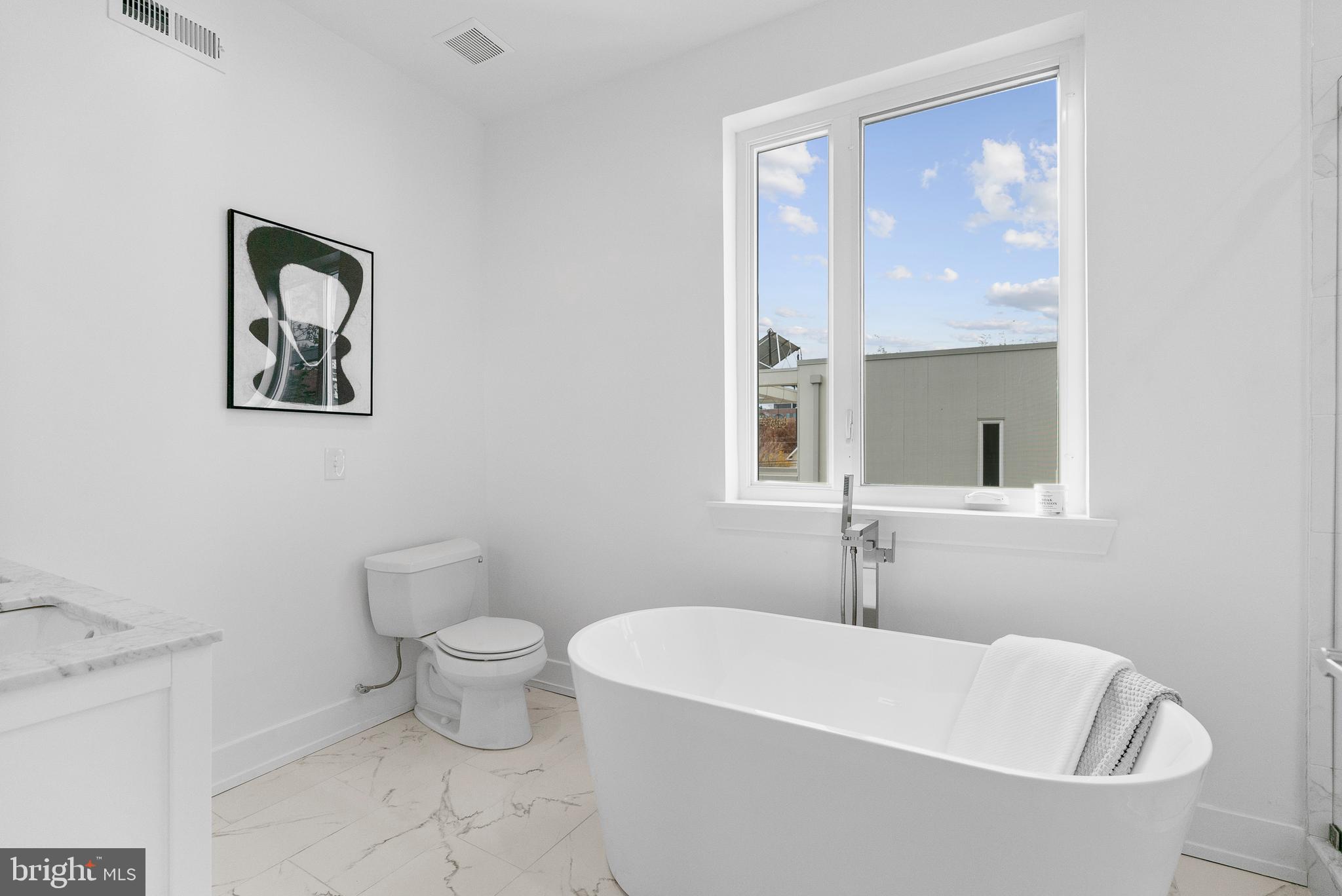 OLDE KENSINGTON - Residential