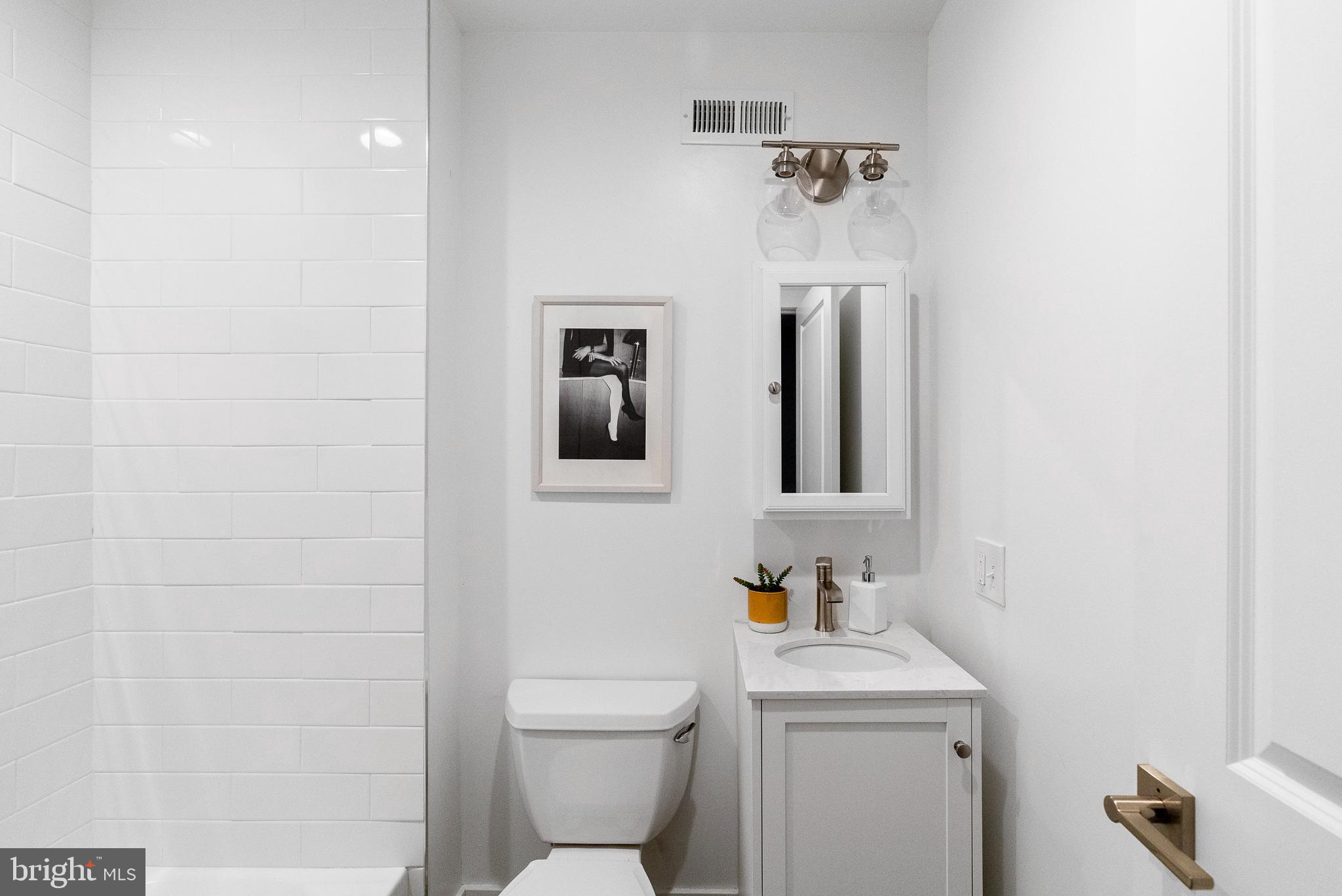 OLDE KENSINGTON - Residential