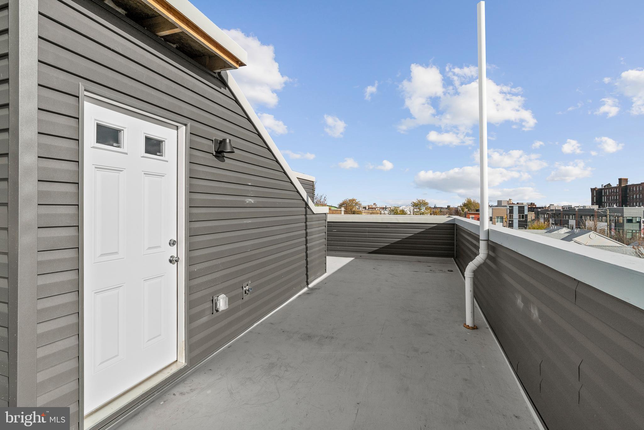 OLDE KENSINGTON - Residential